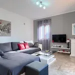 Tina Barban Pula