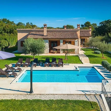 Tina Barban Ferienhaus Pula