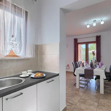 Tina Barban Semesterbostad